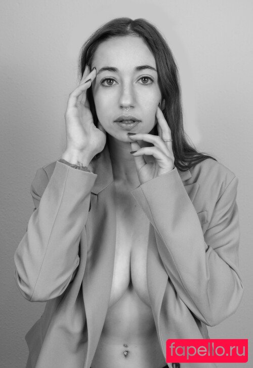 Lada Amores Onlyfans Photo Gallery 