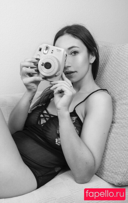 Lada Amores Onlyfans Photo Gallery 