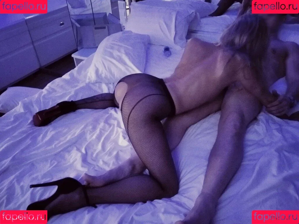Hotwife Onlyfans Photo Gallery 