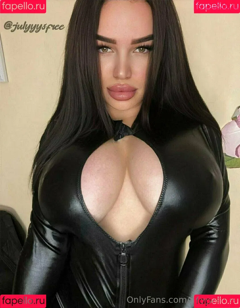 julyyysfree Onlyfans Photo Gallery 