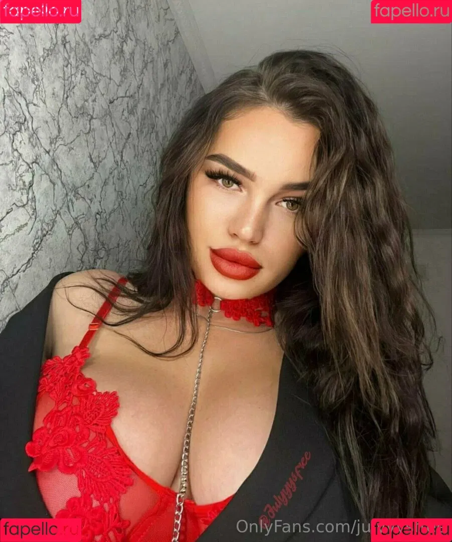 julyyysfree Onlyfans Photo Gallery 