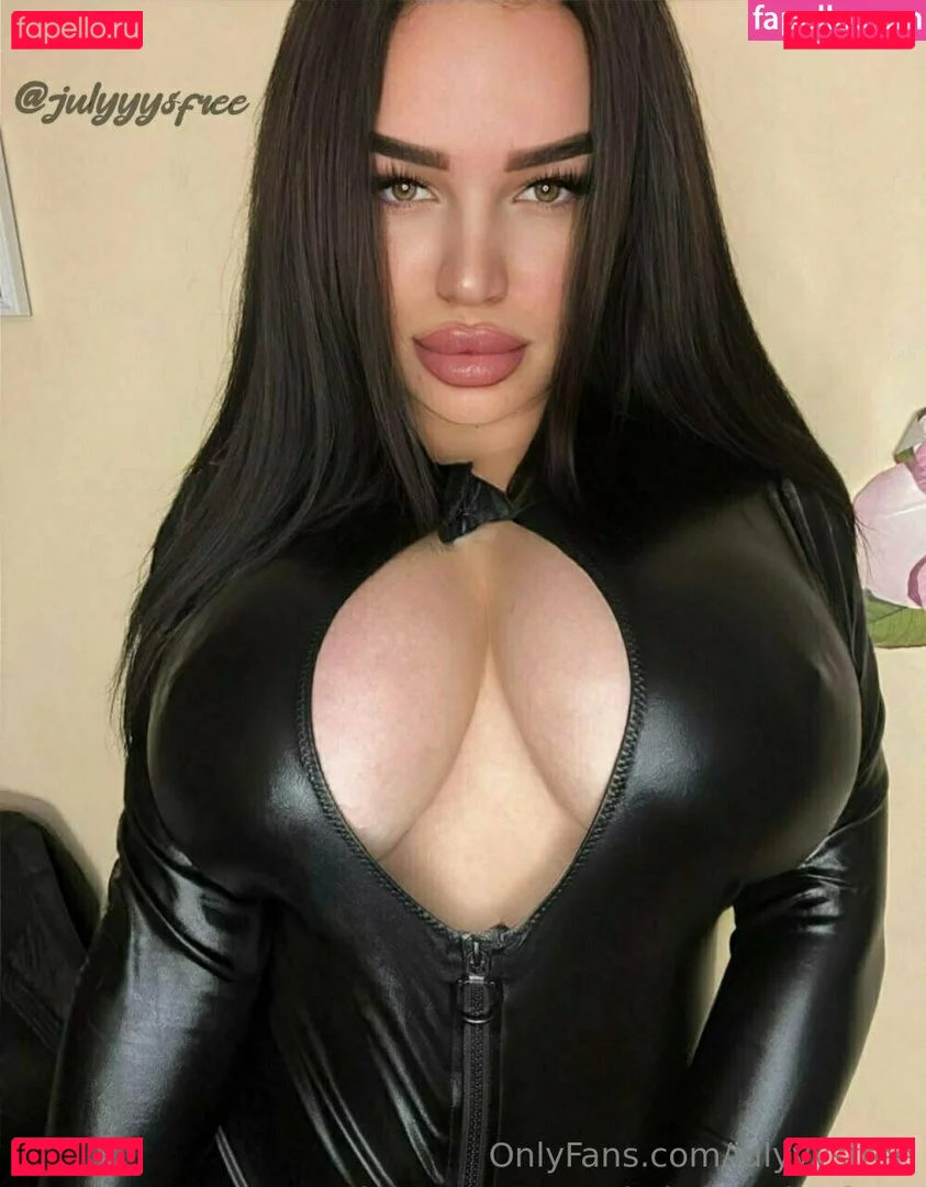 julyyysfree Onlyfans Photo Gallery 