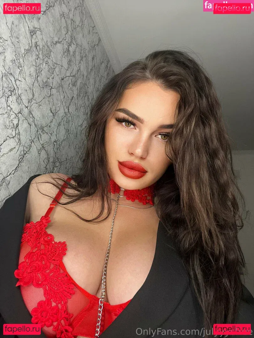 julyyysfree Onlyfans Photo Gallery 