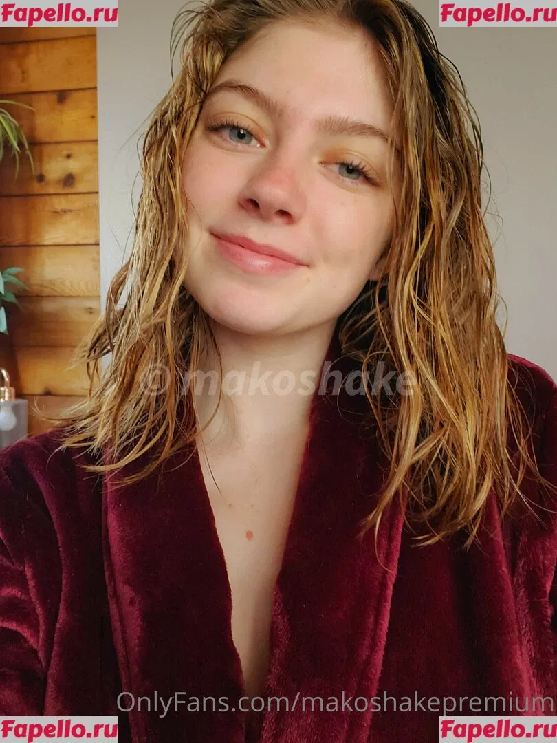 Makoshake Onlyfans Photo Gallery 