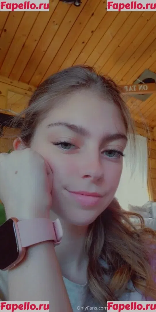 Makoshake Onlyfans Photo Gallery 