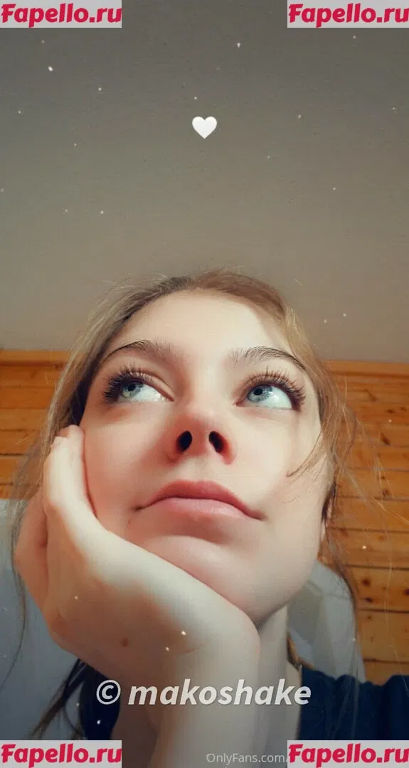 Makoshake Onlyfans Photo Gallery 