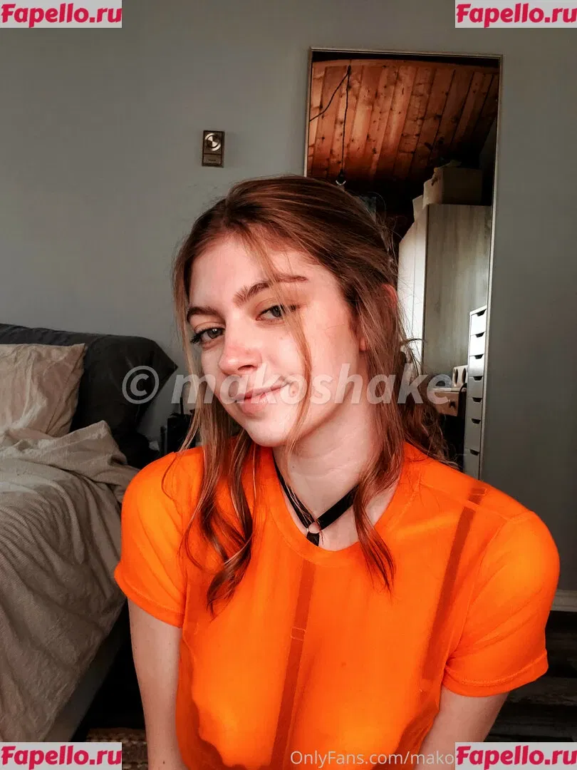 Makoshake Onlyfans Photo Gallery 