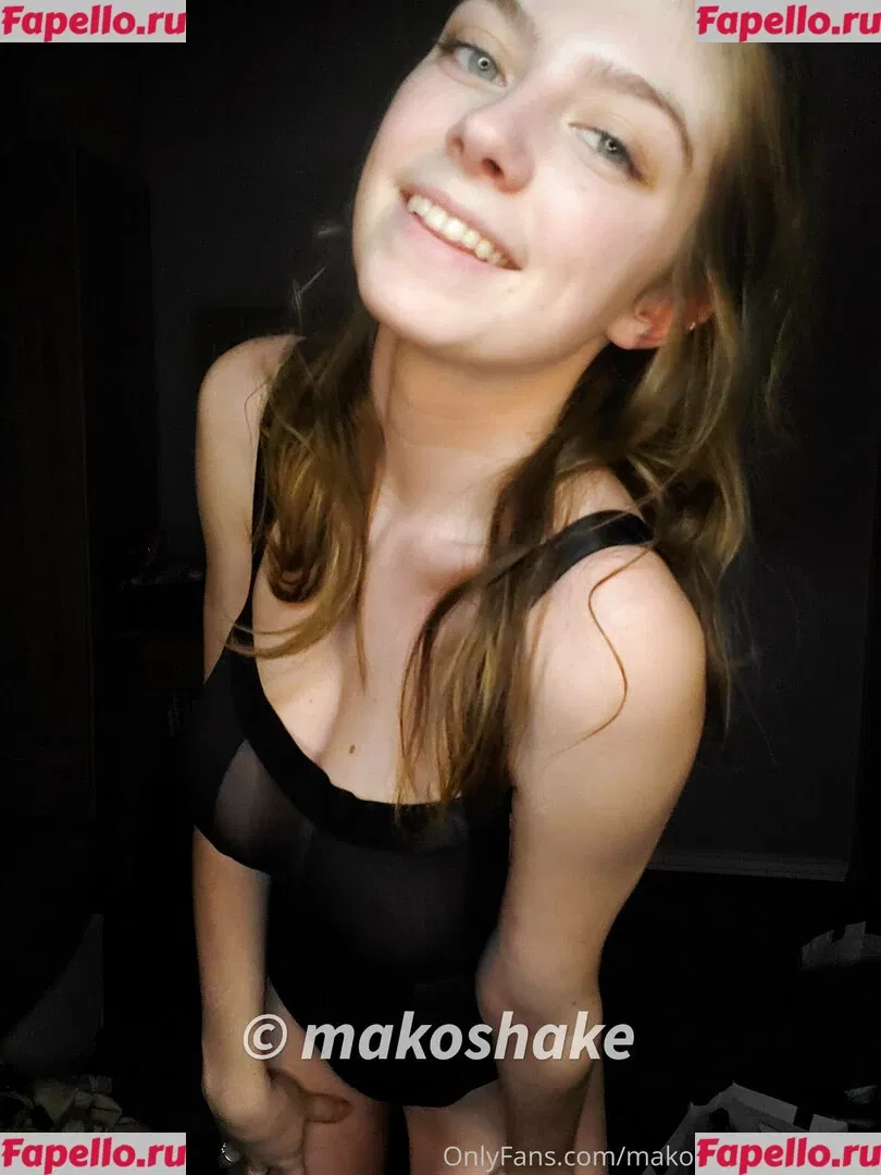 Makoshake Onlyfans Photo Gallery 