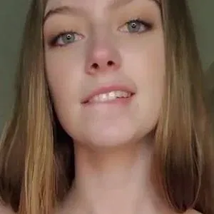 Makoshake Onlyfans Photo Gallery 