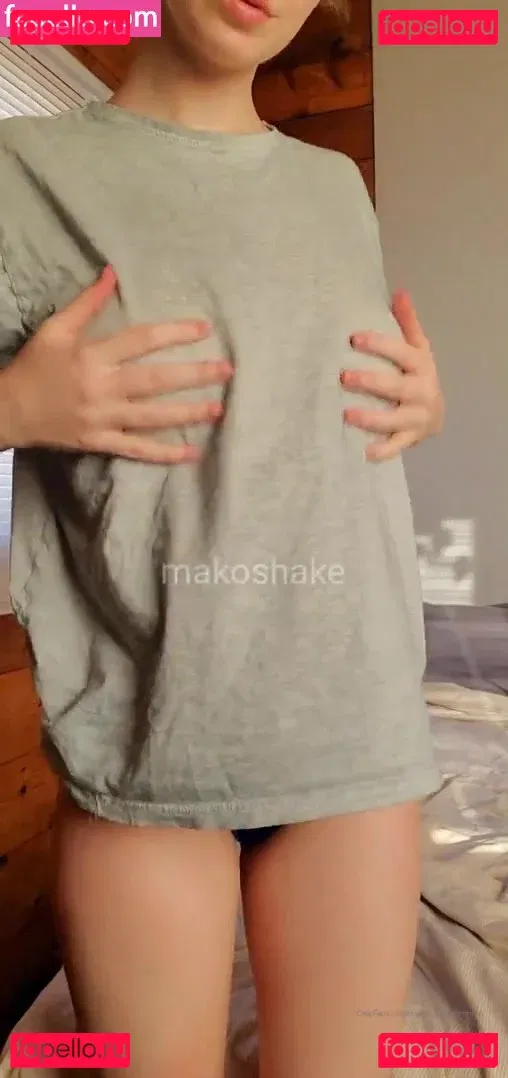 Makoshake Onlyfans Photo Gallery 