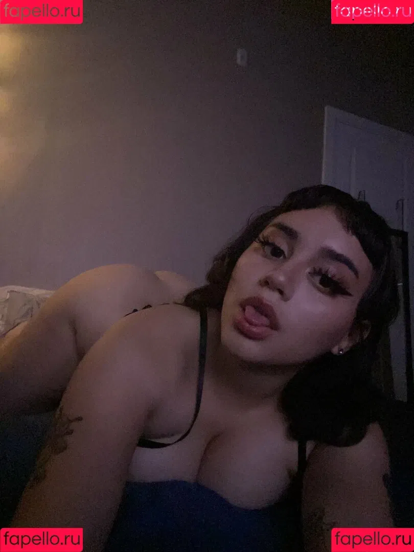 crosseyedivy Onlyfans Photo Gallery 