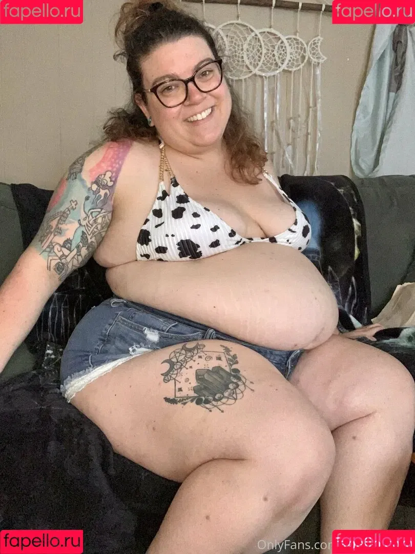 hela.stoned.bbw Onlyfans Photo Gallery 
