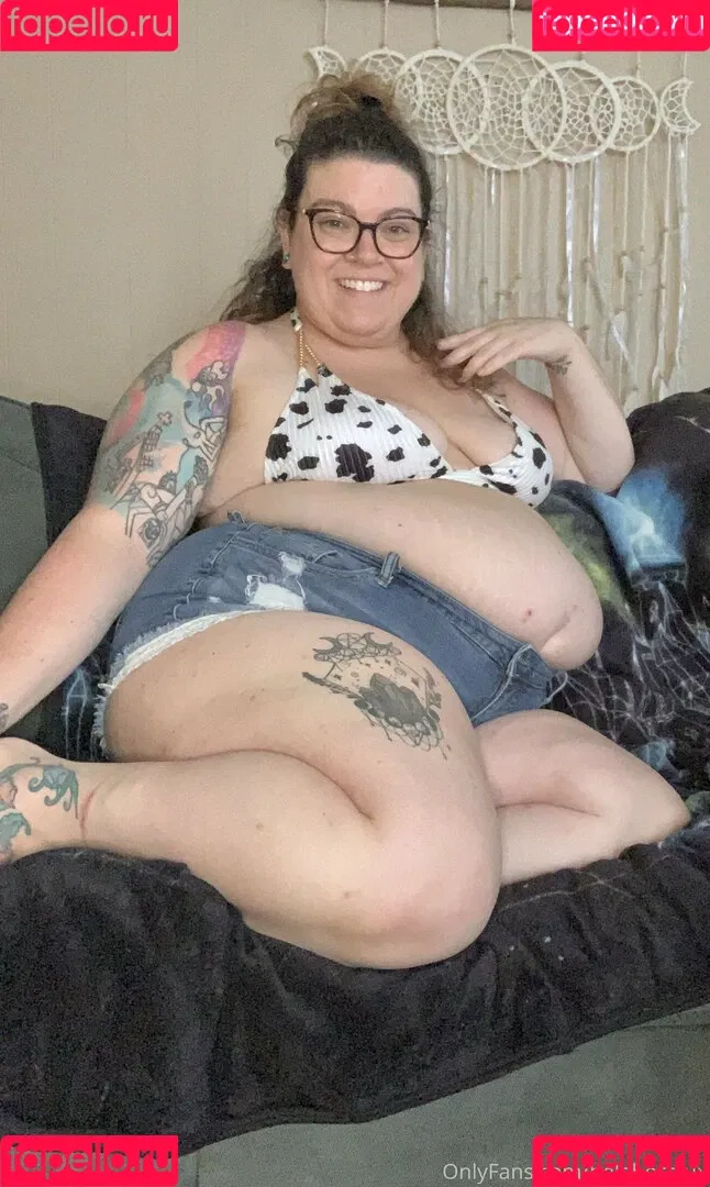hela.stoned.bbw Onlyfans Photo Gallery 