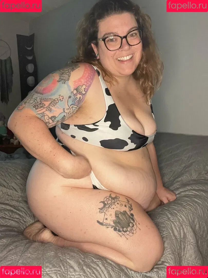 hela.stoned.bbw Onlyfans Photo Gallery 