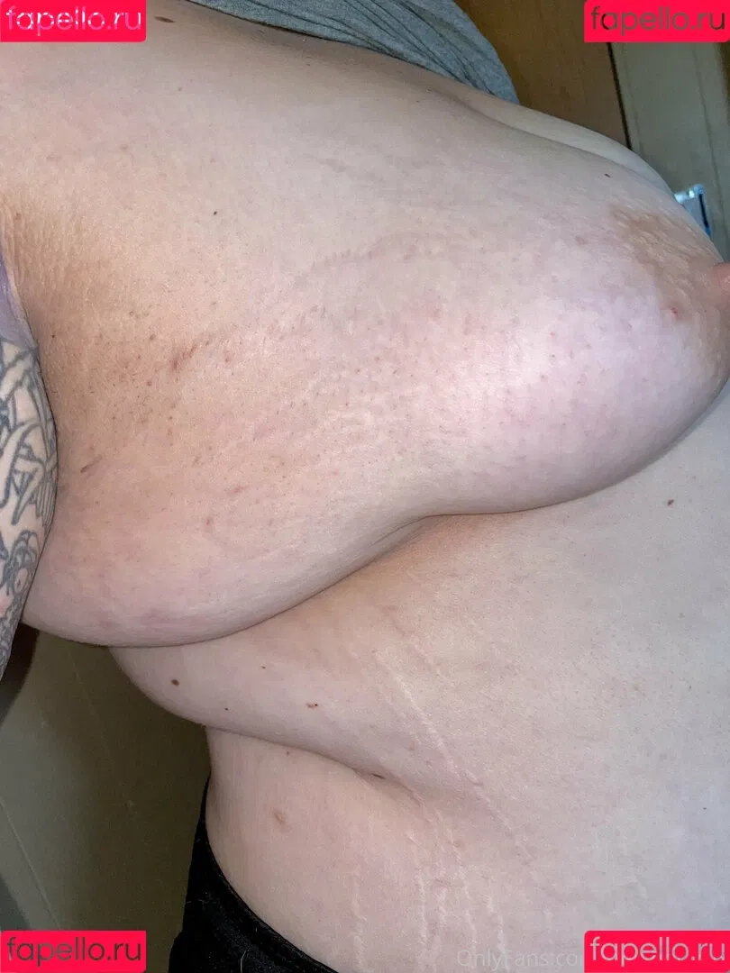 hela.stoned.bbw Onlyfans Photo Gallery 