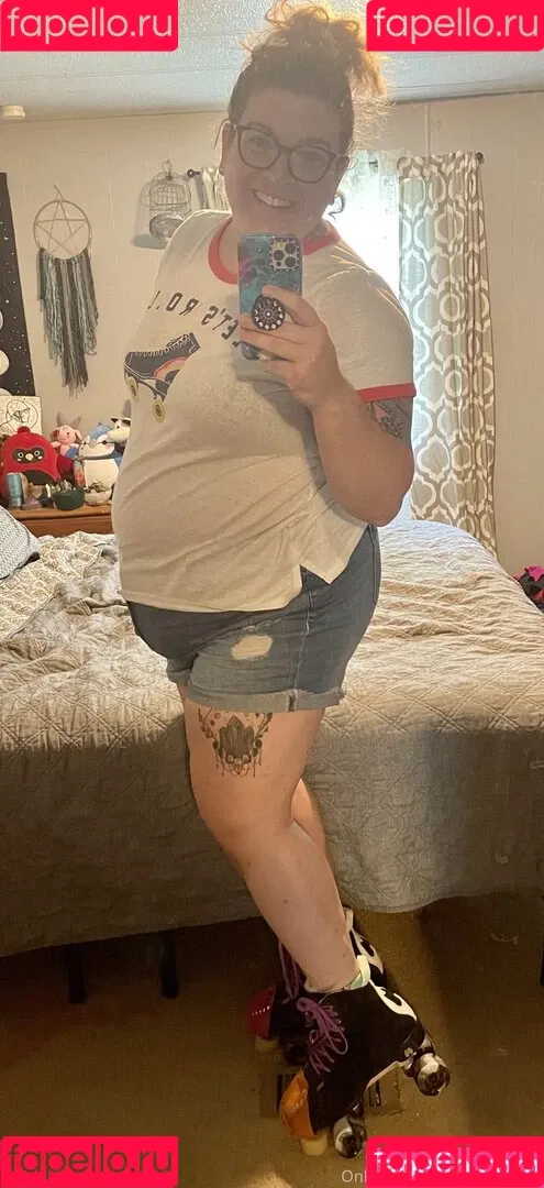 hela.stoned.bbw Onlyfans Photo Gallery 