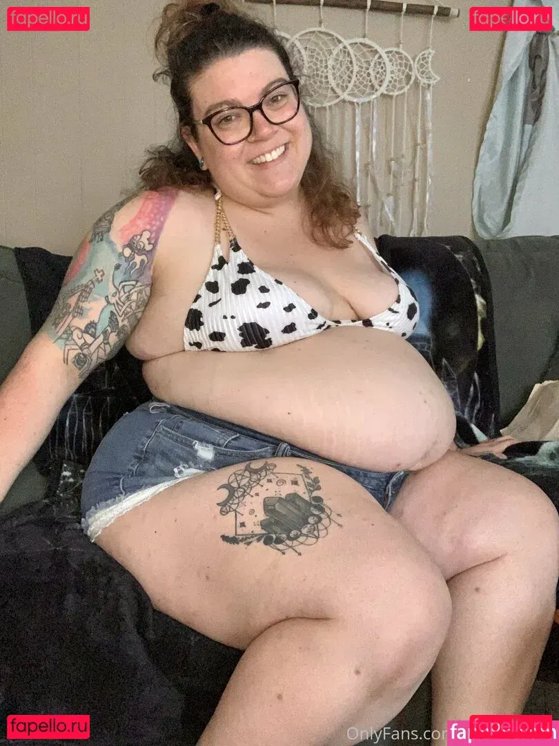 hela.stoned.bbw Onlyfans Photo Gallery 