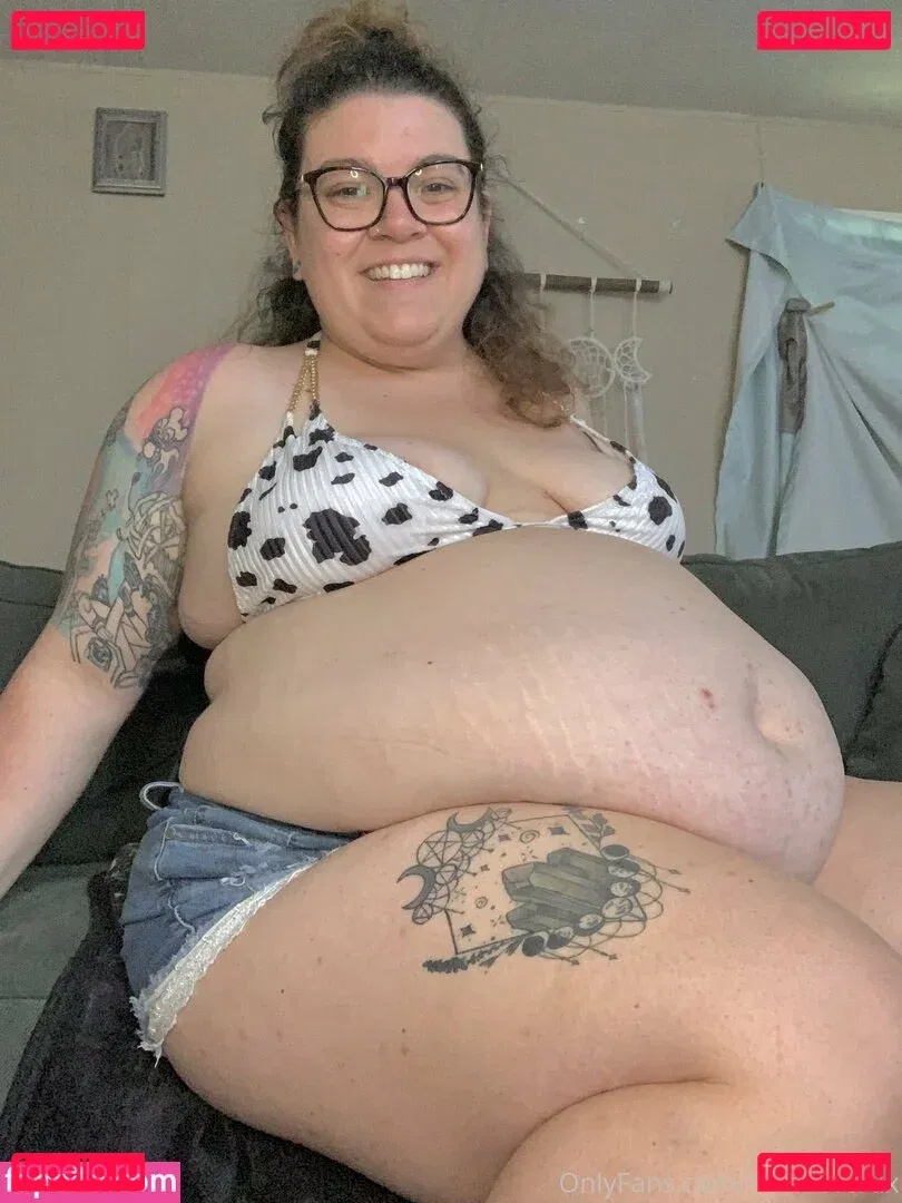 hela.stoned.bbw Onlyfans Photo Gallery 