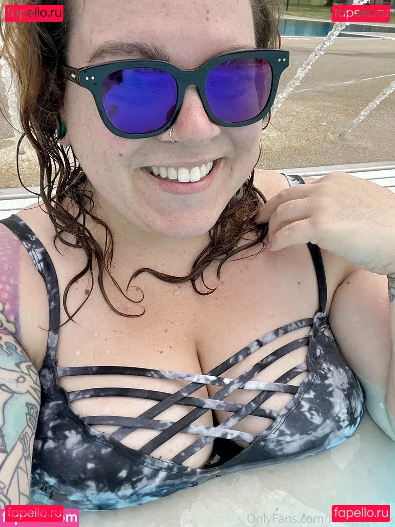 hela.stoned.bbw Onlyfans Photo Gallery 