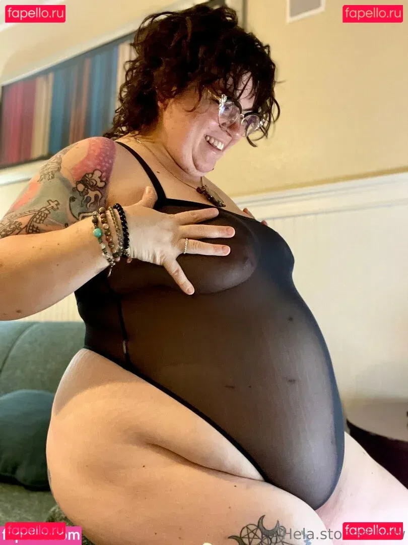 hela.stoned.bbw Onlyfans Photo Gallery 
