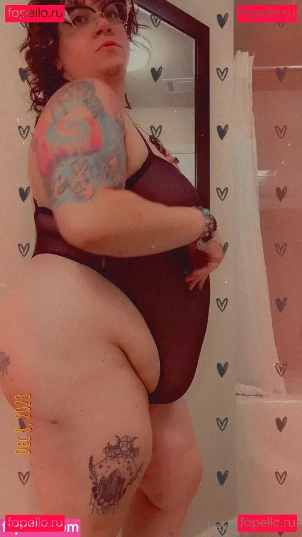 hela.stoned.bbw Onlyfans Photo Gallery 