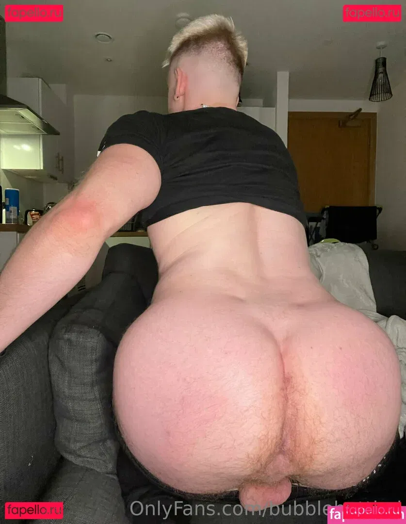 bubblebuttlad Onlyfans Photo Gallery 
