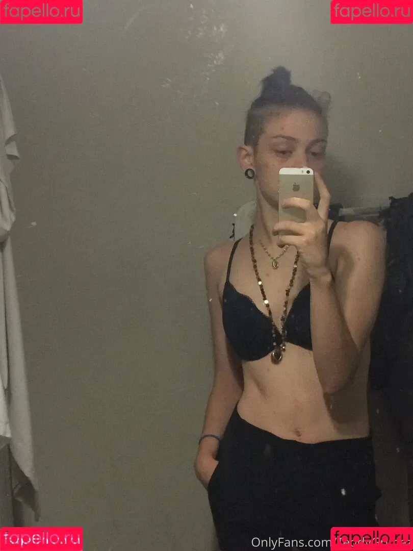 lewdology Onlyfans Photo Gallery 