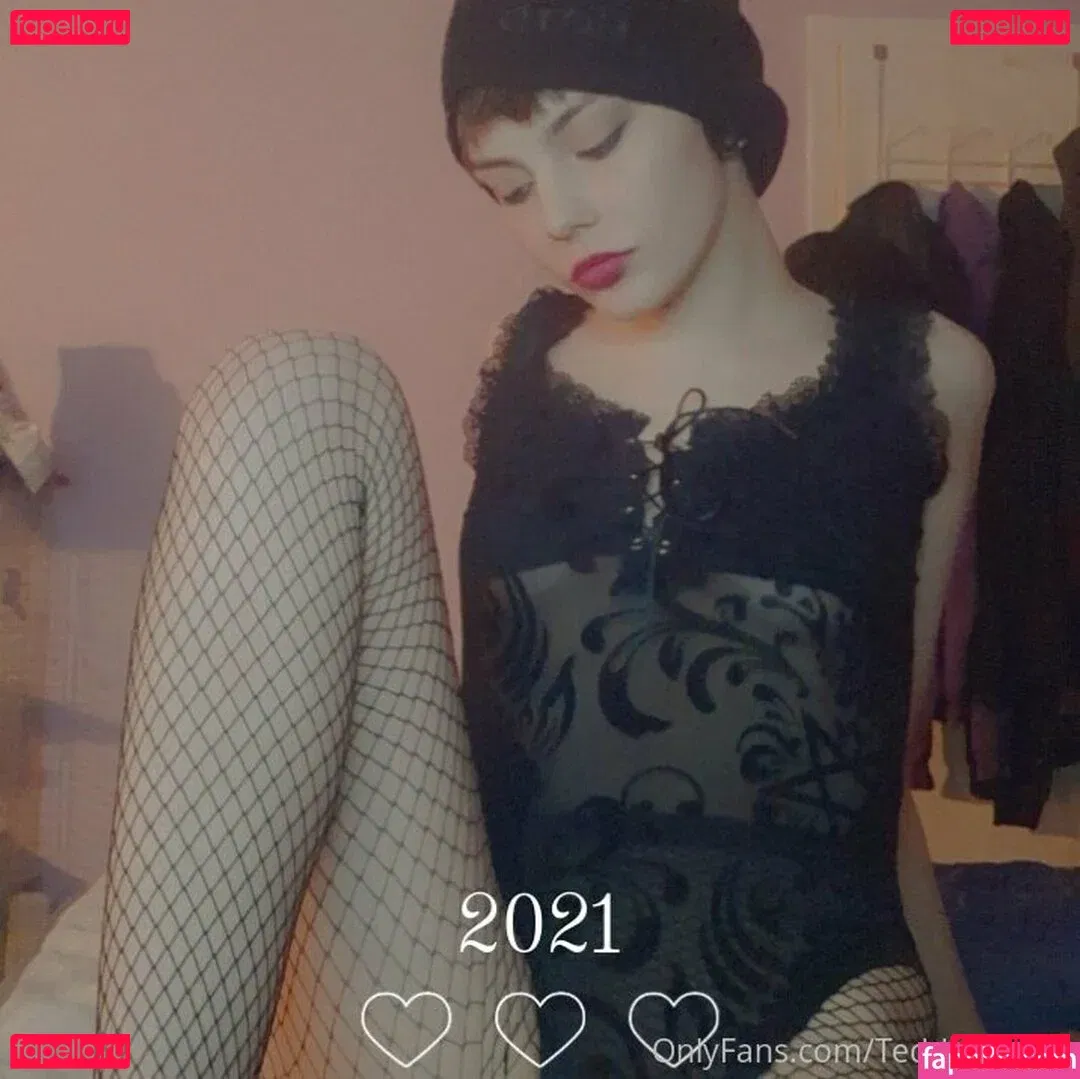 lewdology Onlyfans Photo Gallery 