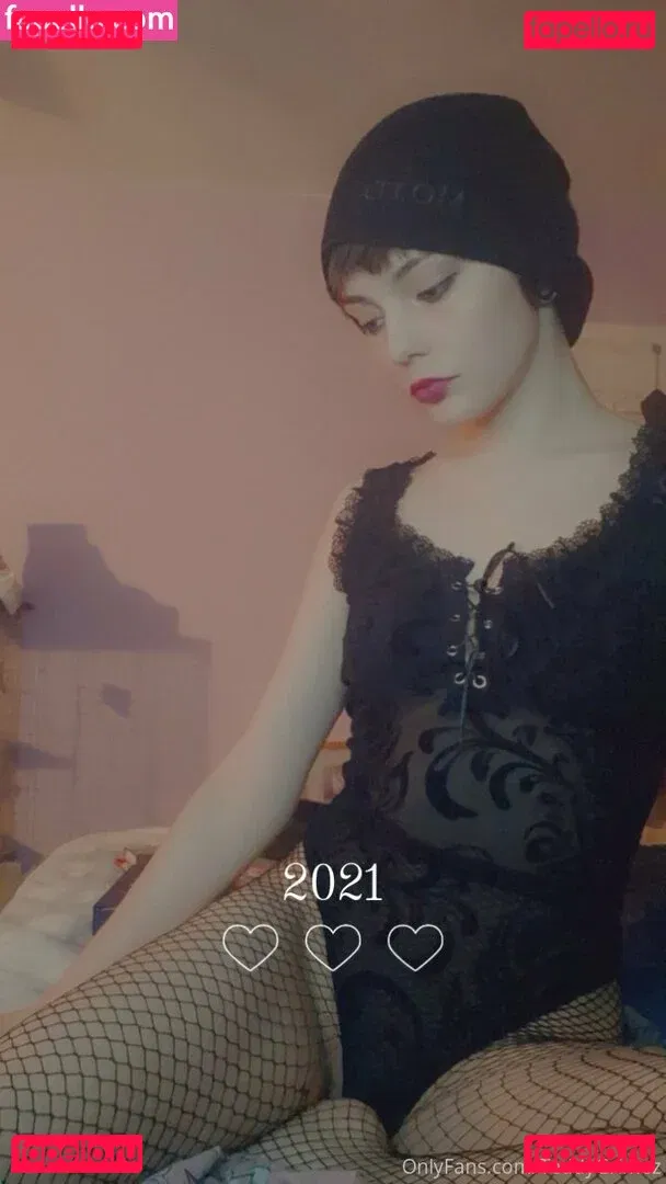 lewdology Onlyfans Photo Gallery 