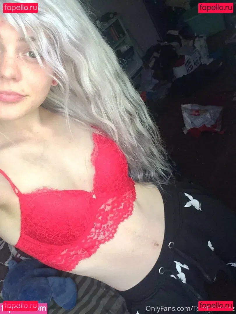 lewdology Onlyfans Photo Gallery 