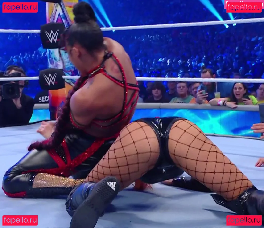 Becky Lynch Onlyfans Photo Gallery 