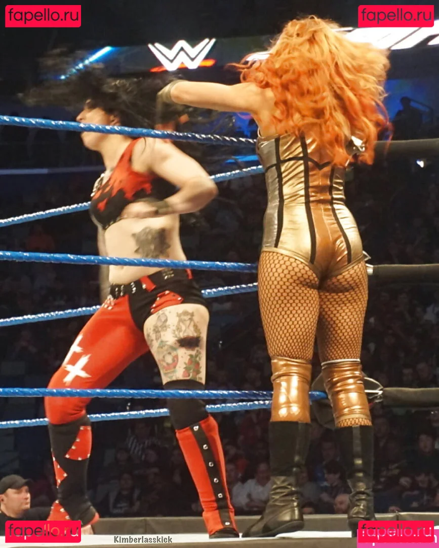 Becky Lynch Onlyfans Photo Gallery 