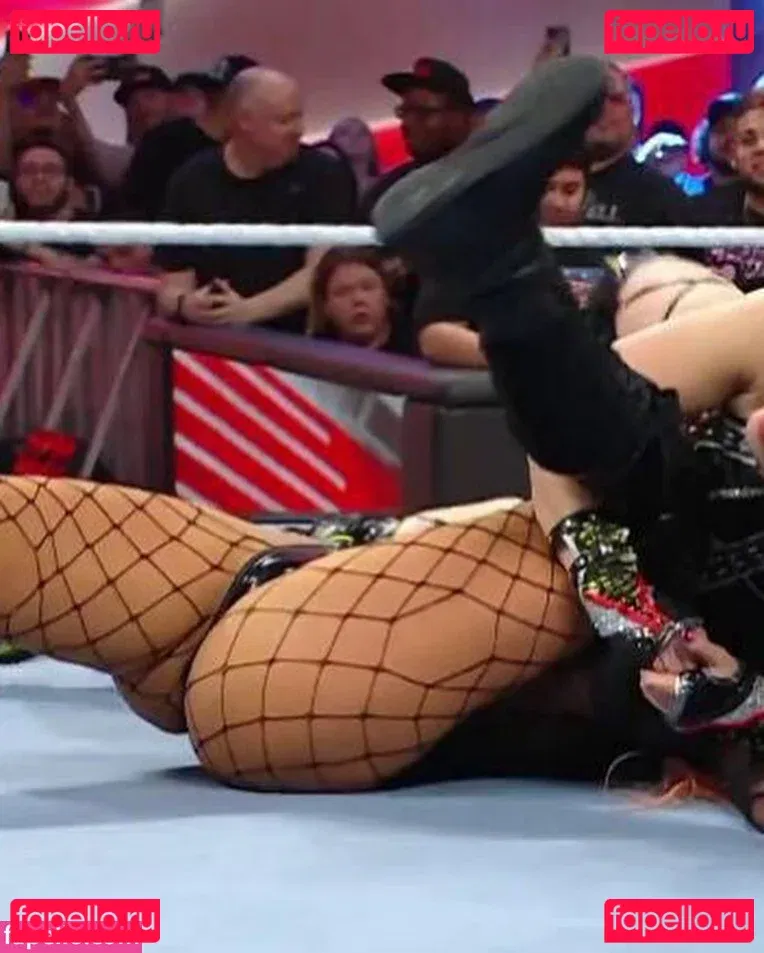 Becky Lynch Onlyfans Photo Gallery 