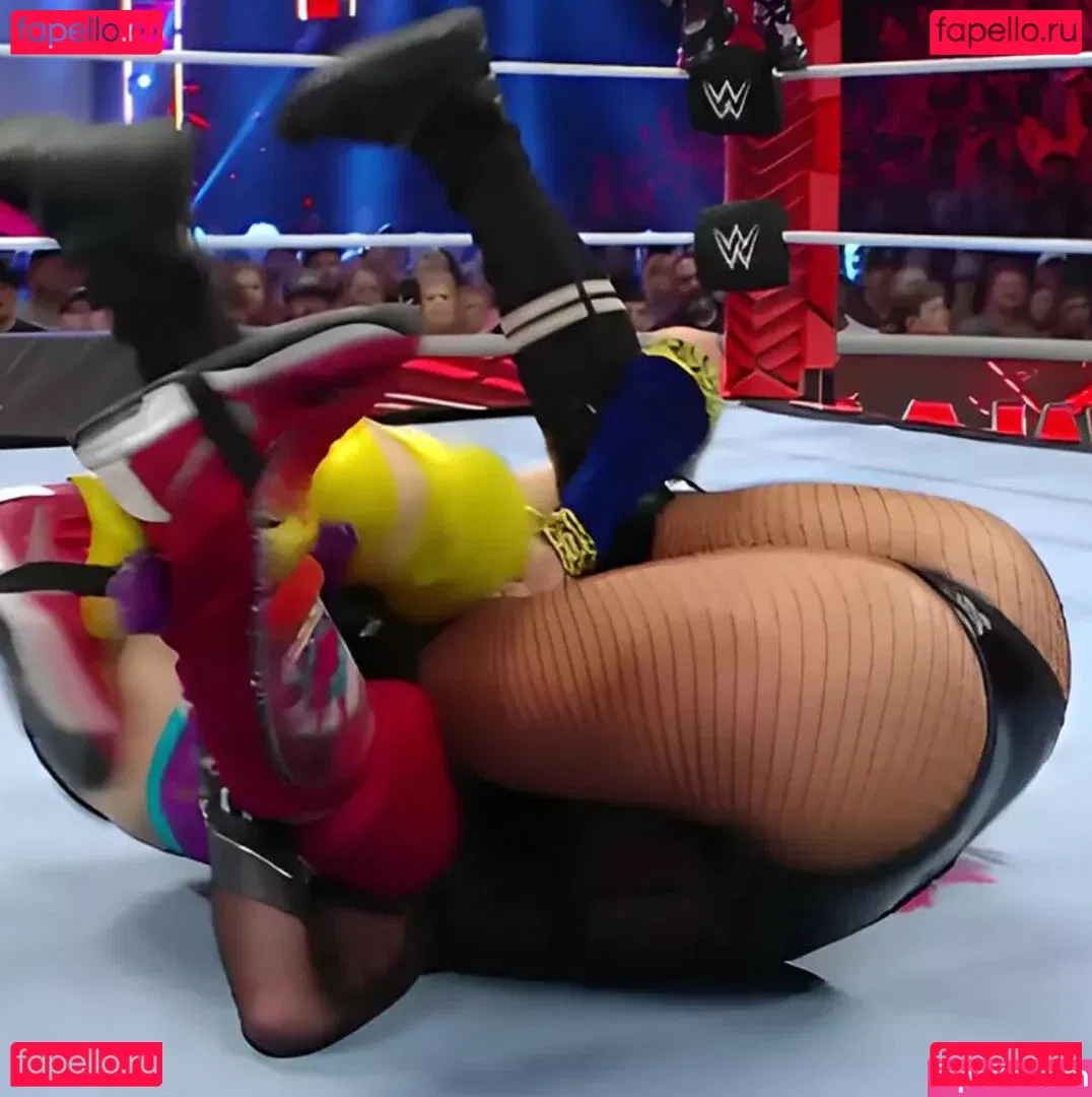 Becky Lynch Onlyfans Photo Gallery 