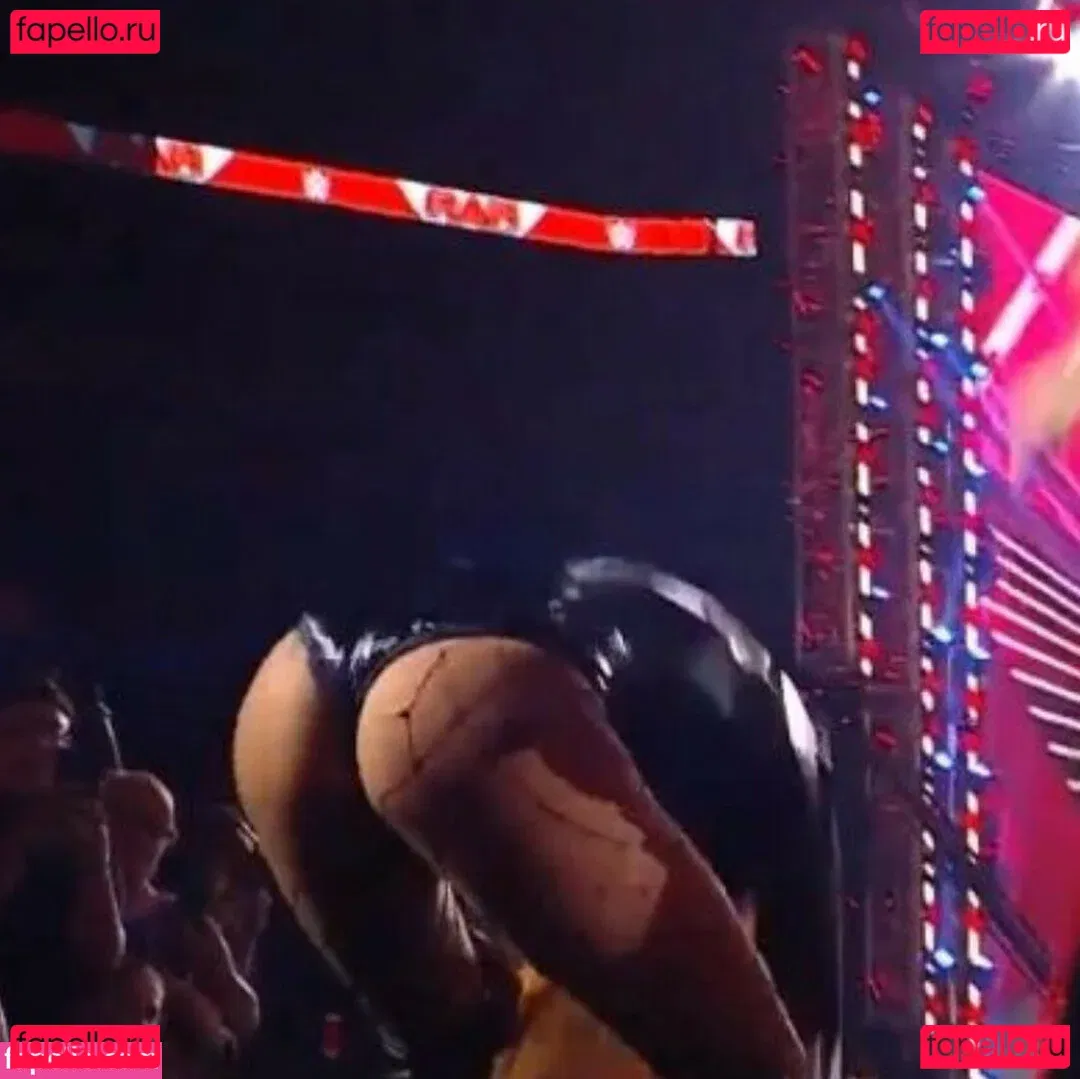 Becky Lynch Onlyfans Photo Gallery 