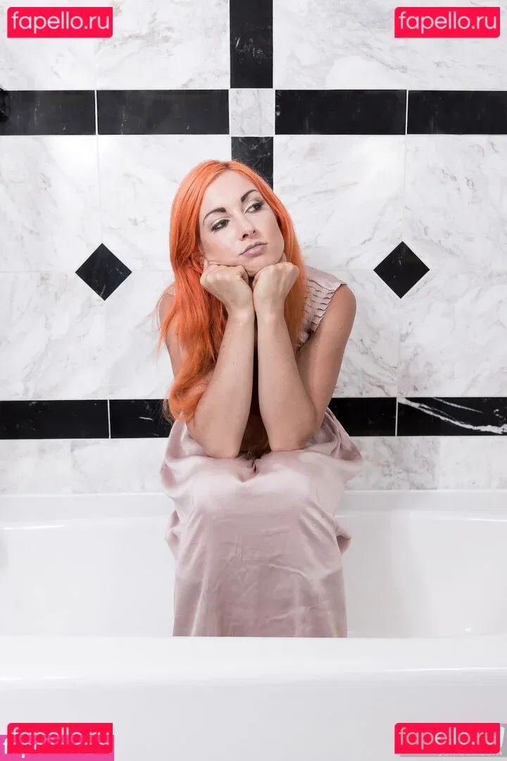 Becky Lynch Onlyfans Photo Gallery 