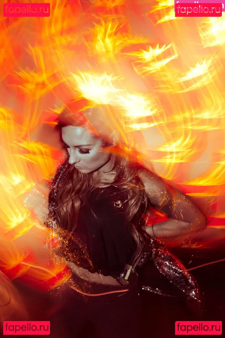 Becky Lynch Onlyfans Photo Gallery 