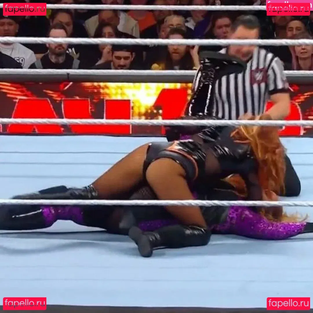 Becky Lynch Onlyfans Photo Gallery 