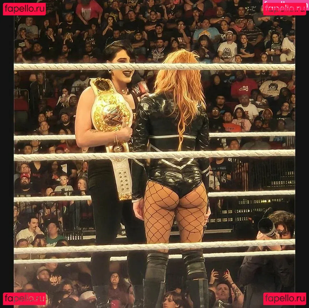 Becky Lynch Onlyfans Photo Gallery 