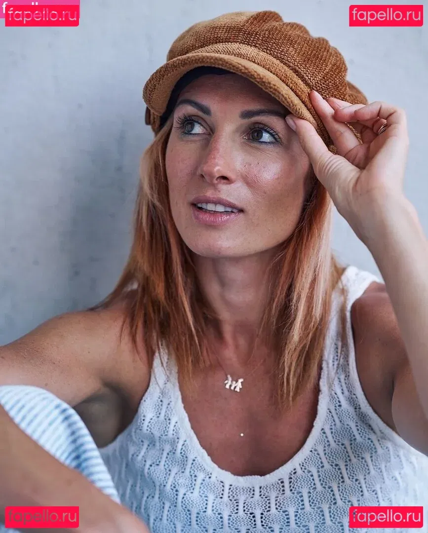 Becky Lynch Onlyfans Photo Gallery 