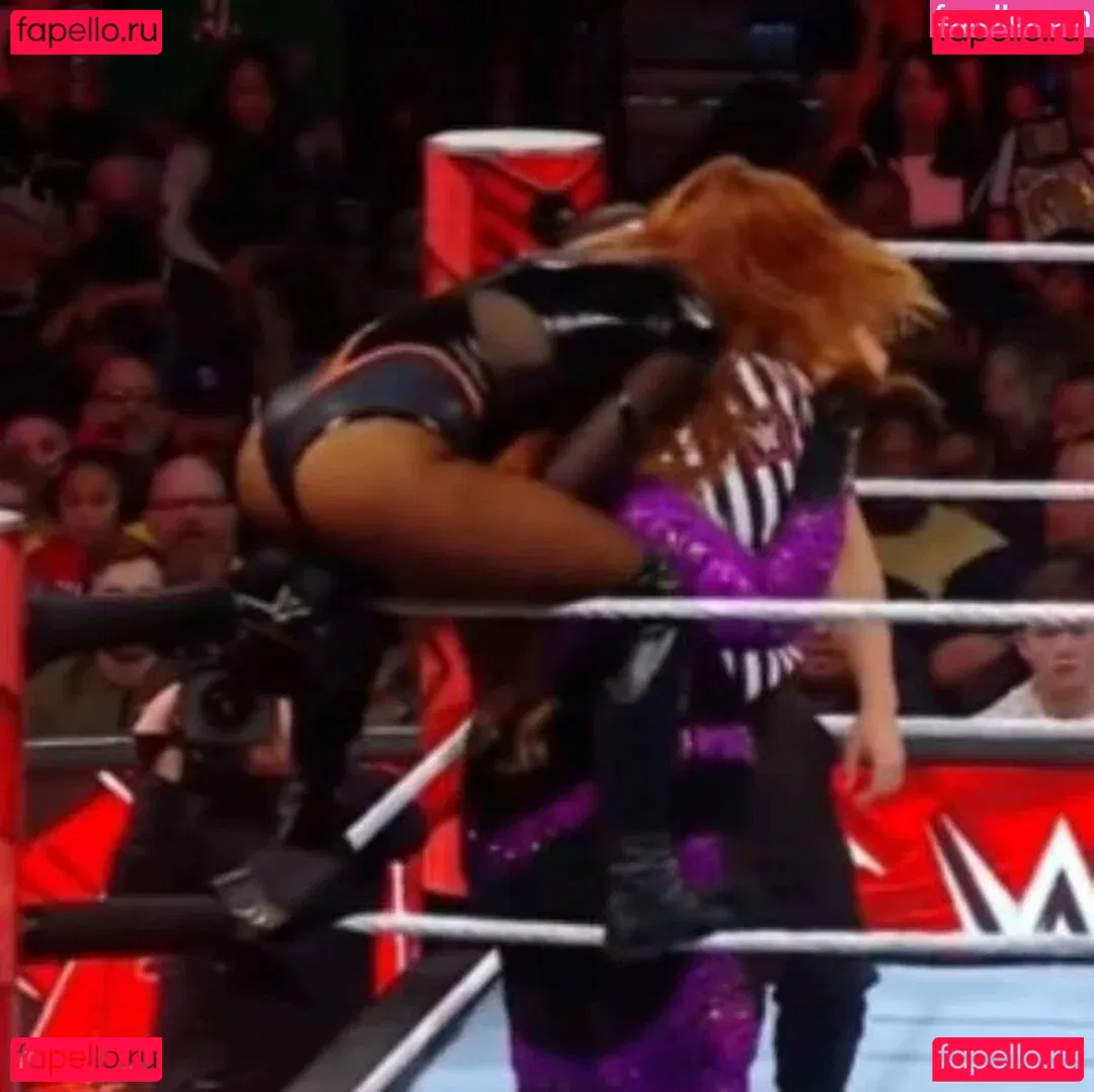 Becky Lynch Onlyfans Photo Gallery 