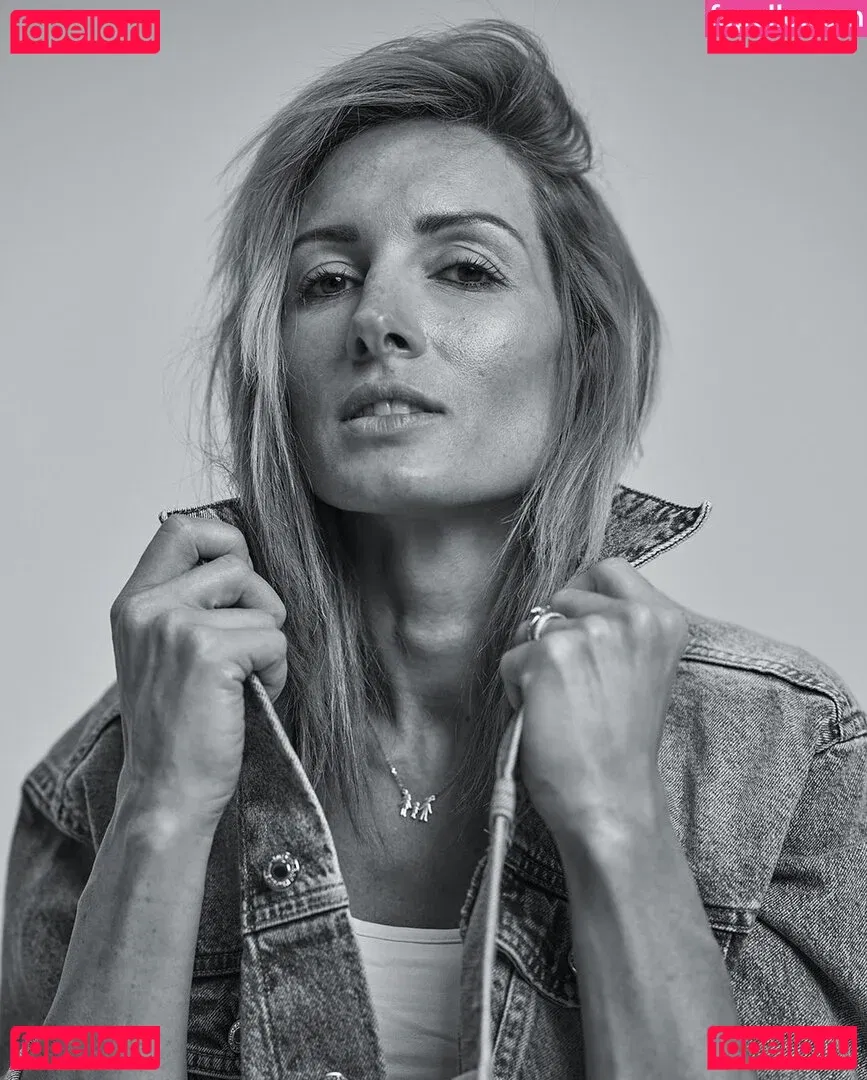 Becky Lynch Onlyfans Photo Gallery 