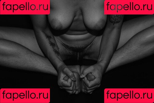 Naked Yogi Sarah Onlyfans Photo Gallery 