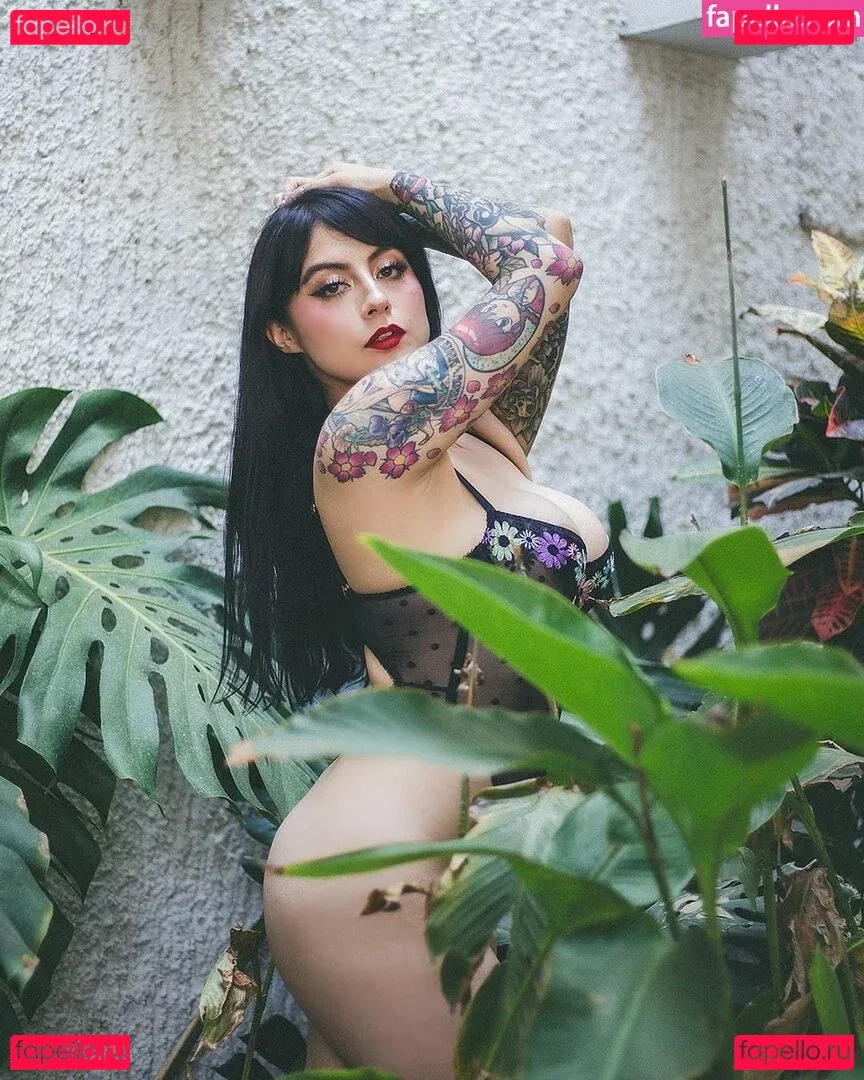 yourbaerae3 Onlyfans Photo Gallery 