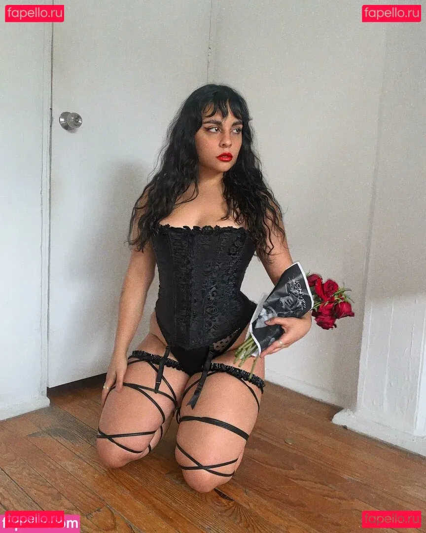 Mariana de Miguel Onlyfans Photo Gallery 