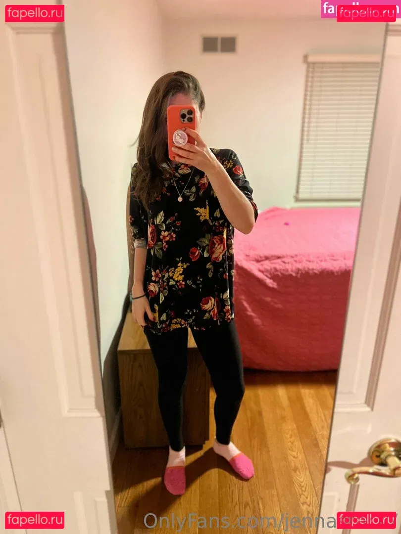 nurse.jenna.free Onlyfans Photo Gallery 