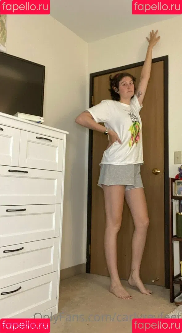 carlyreyfeet Onlyfans Photo Gallery 