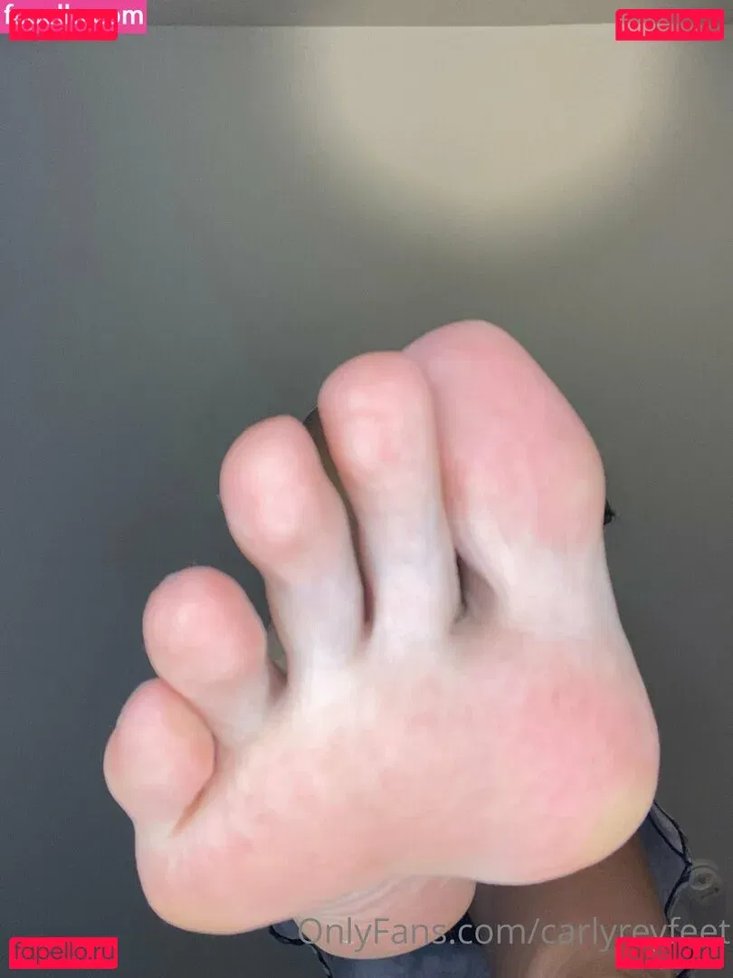 carlyreyfeet Onlyfans Photo Gallery 