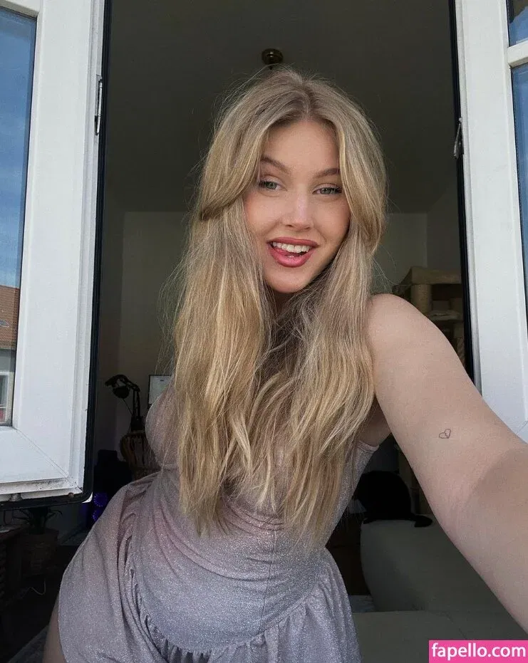 cirizzzle Onlyfans Photo Gallery 