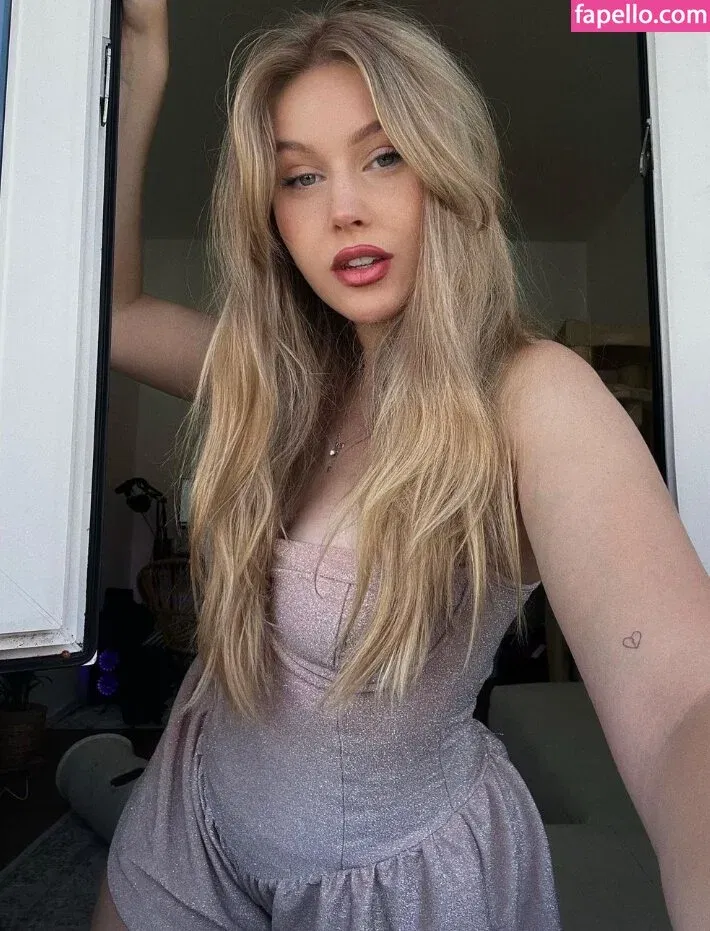 cirizzzle Onlyfans Photo Gallery 